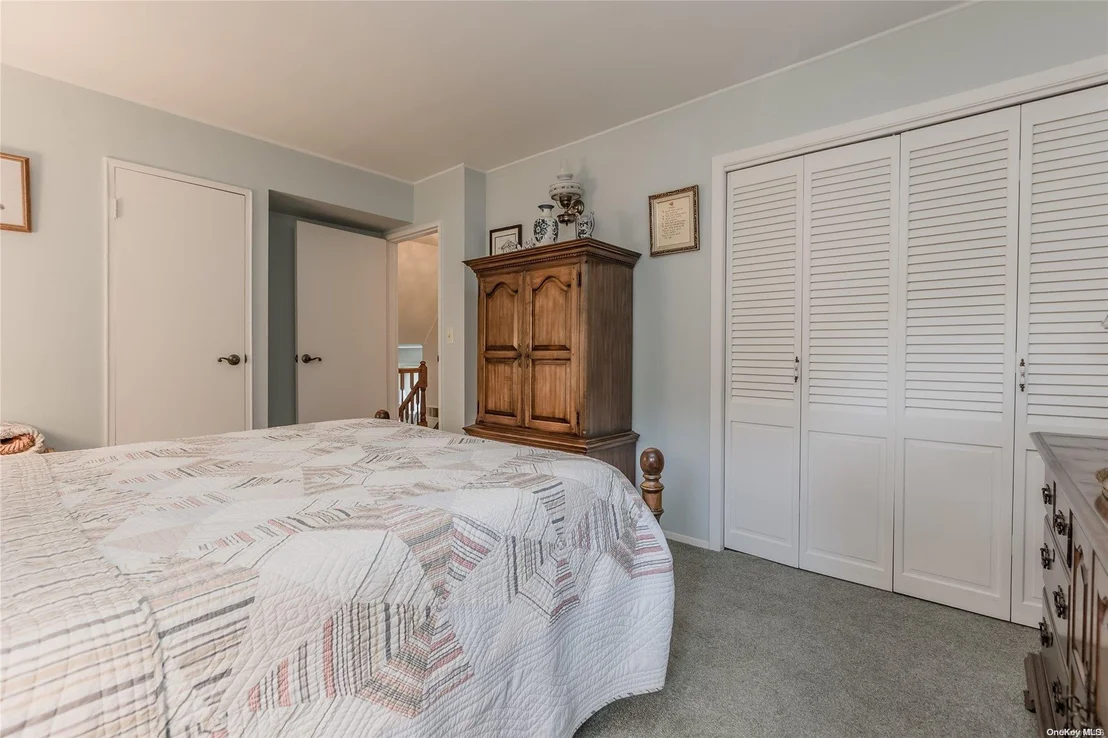 Photo of 53 Roxbury Drive