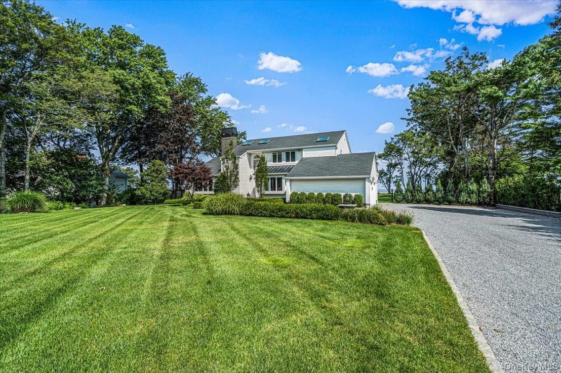 Photo of 37 Soundview Drive