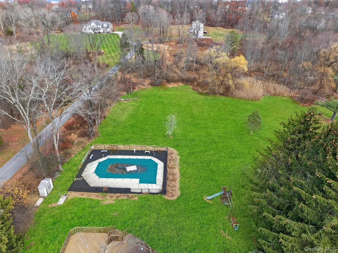 Photo of 120 Pine Tree Road