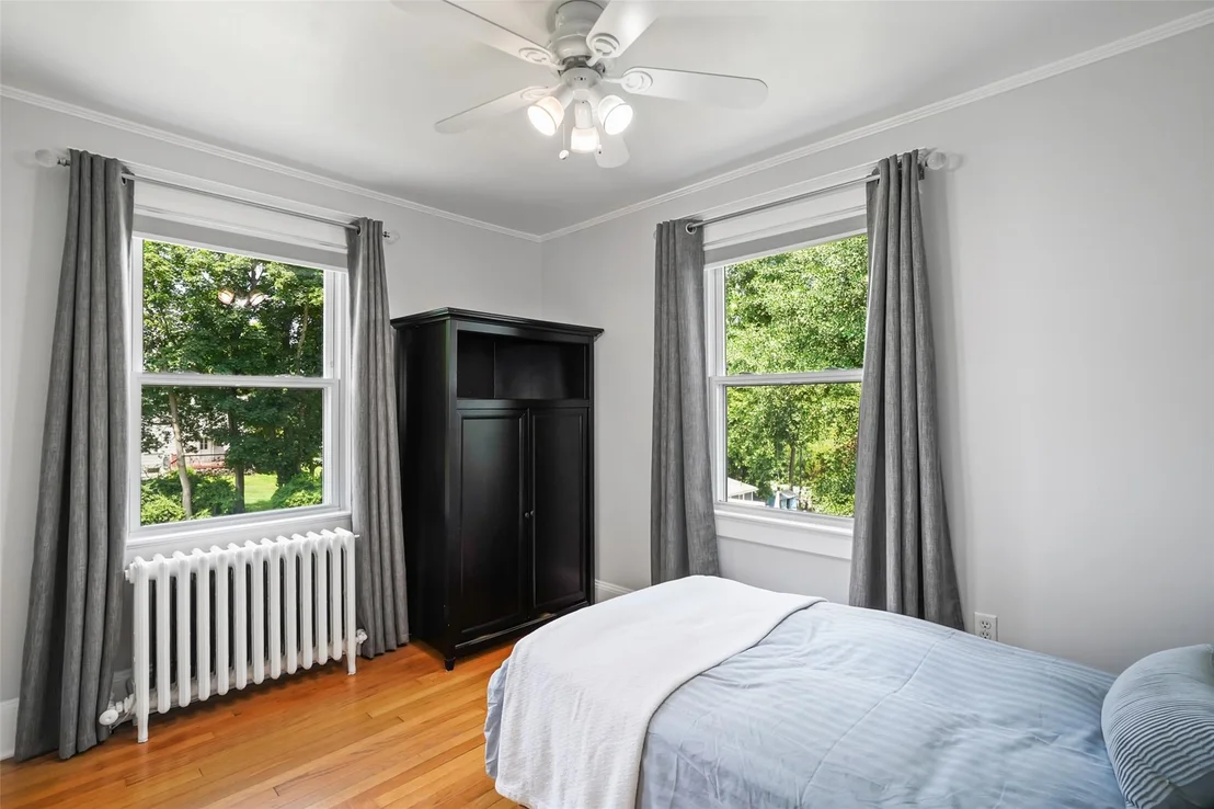 Photo of 4 East Drive
