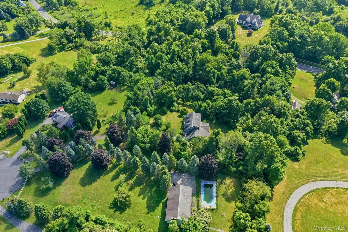 Photo of 12 Kristi Lane
