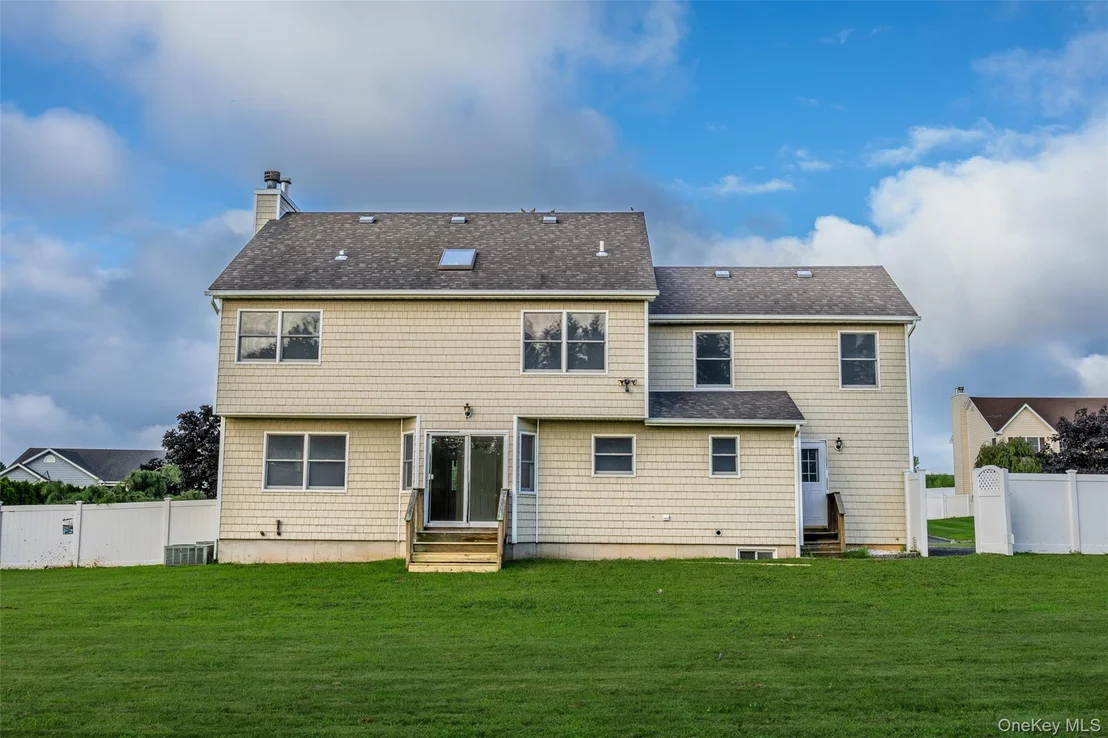 Photo of 63 Nicholas Way
