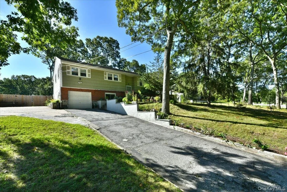 Photo of 16 Edgar Drive