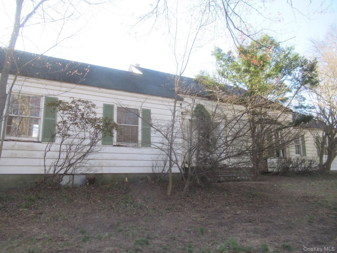 Photo of 2929 State Route 52