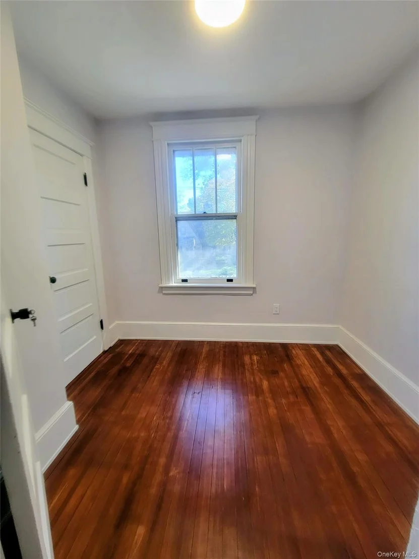 Photo of 29 Lewis Avenue