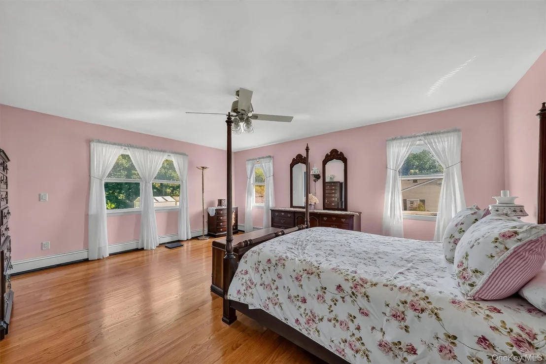 Photo of 17 N Jackson Drive