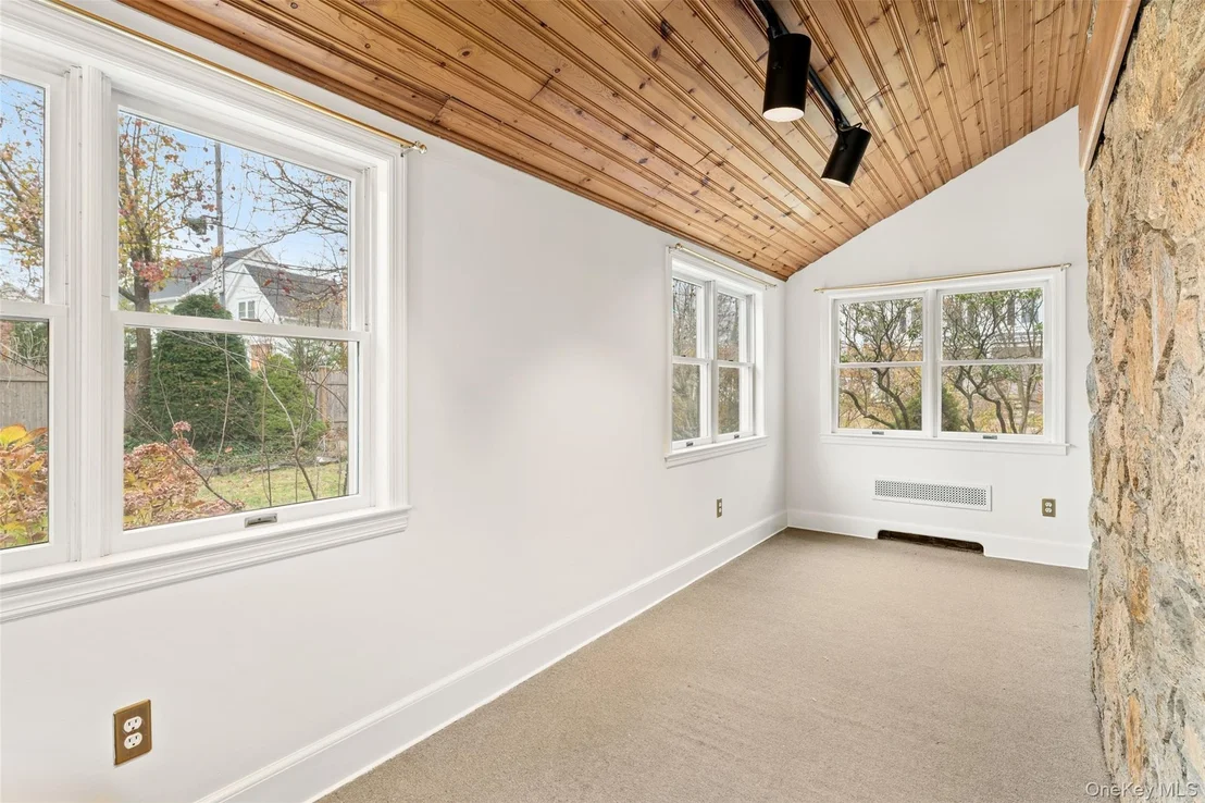 Photo of 1 Winslow Circle