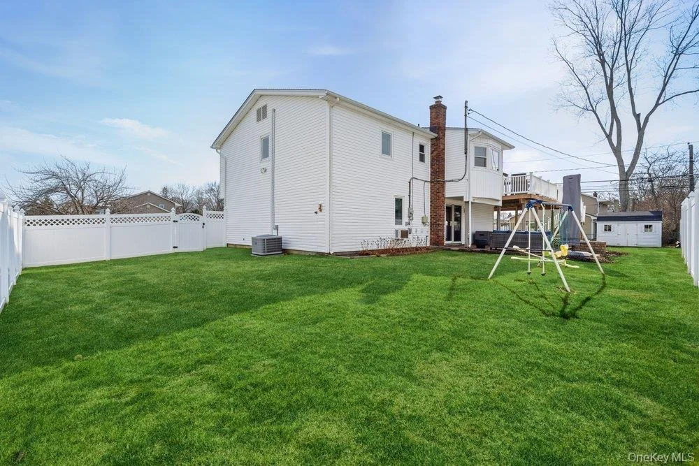 Photo of 64 Marquette Drive