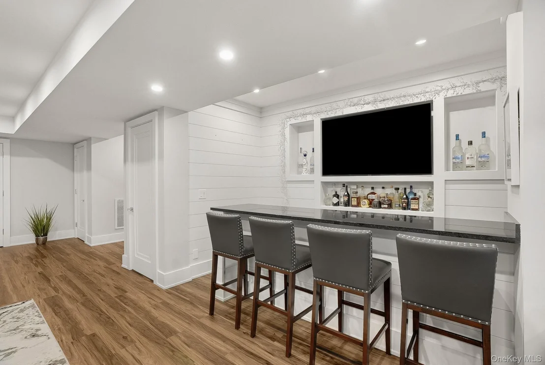 Photo of 9 Kirby Lane N