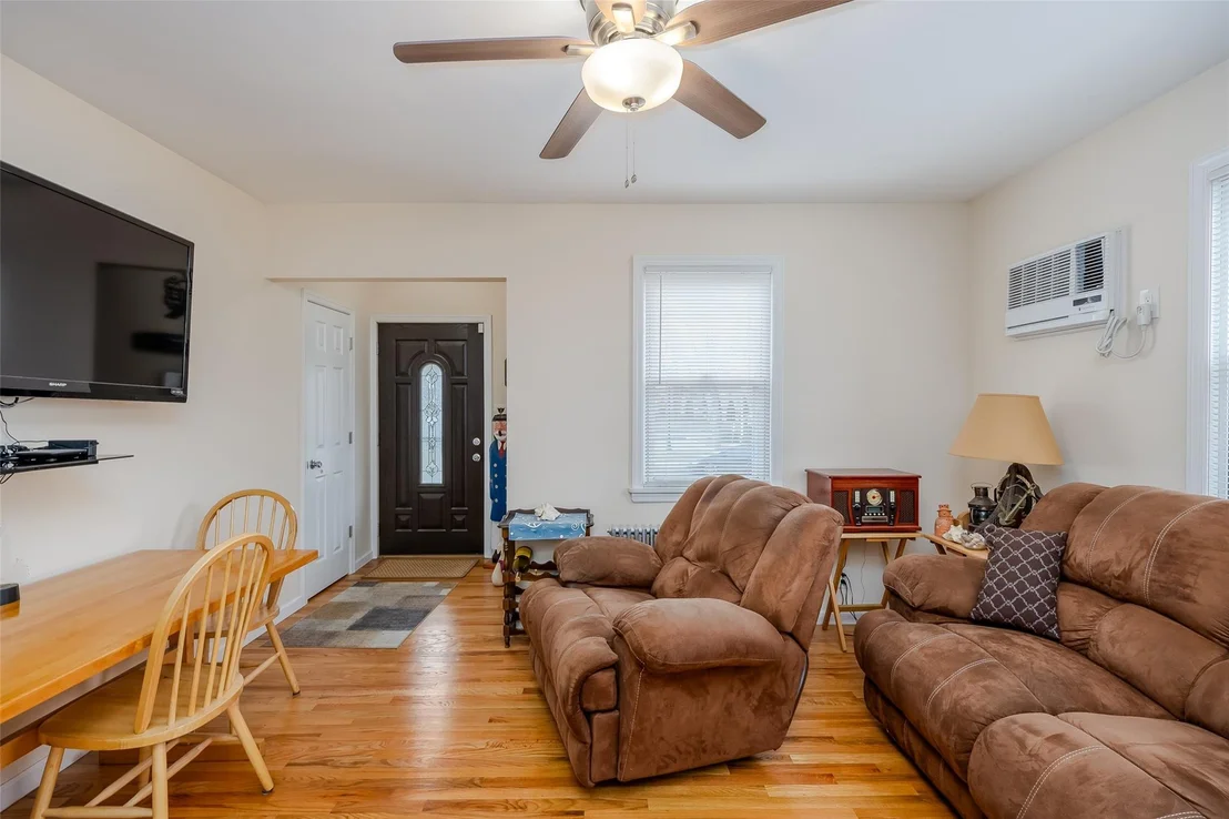 Photo of 2279 Townsend Road