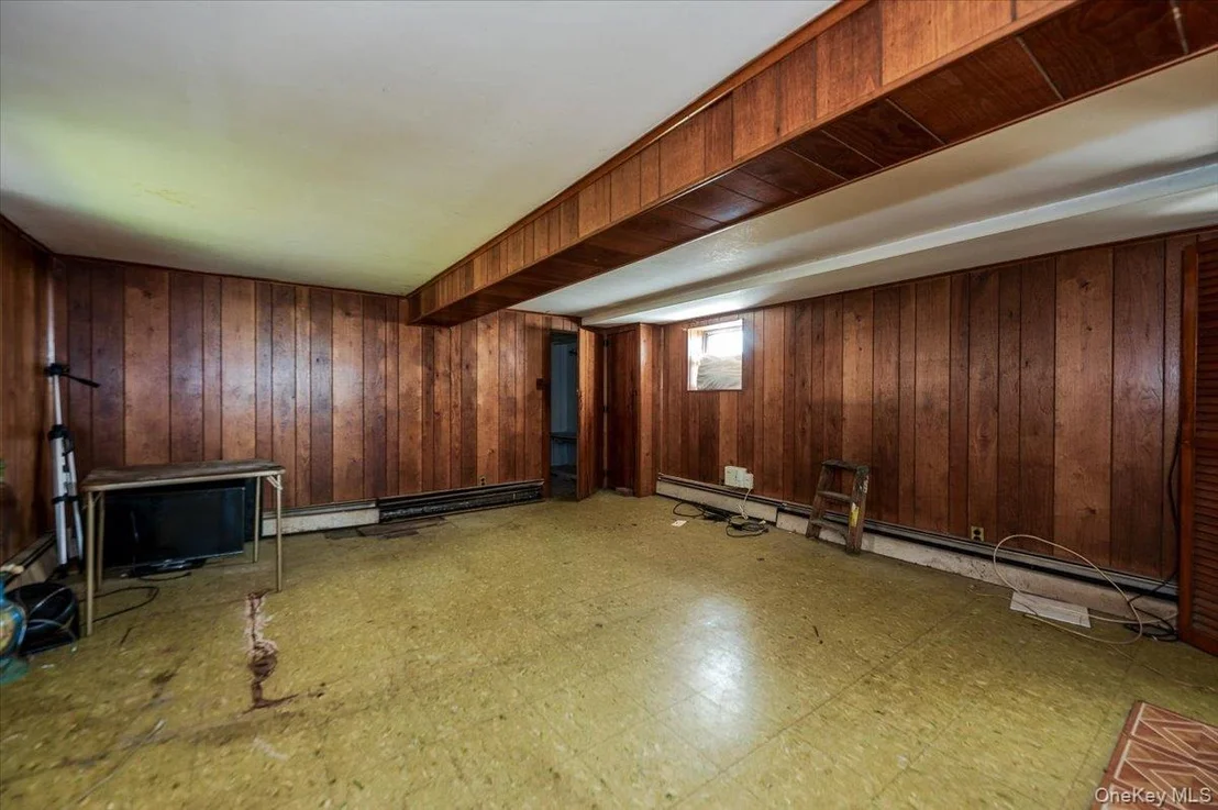 Photo of 535 Edison Avenue
