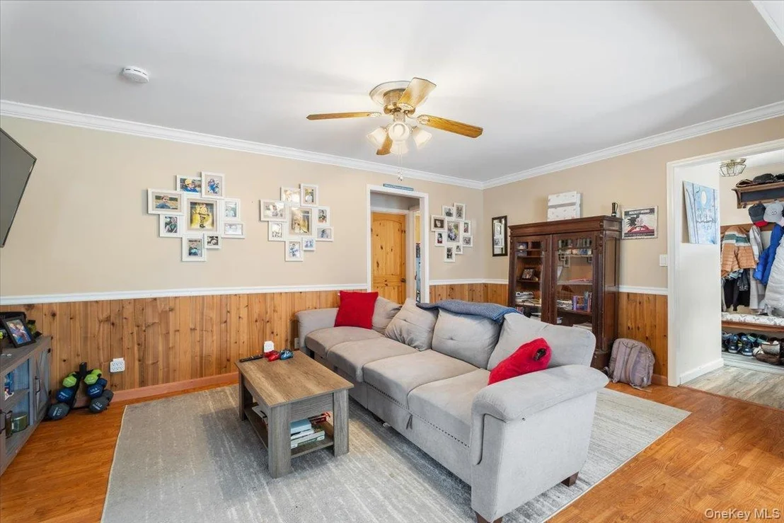 Photo of 4 Beachway Drive