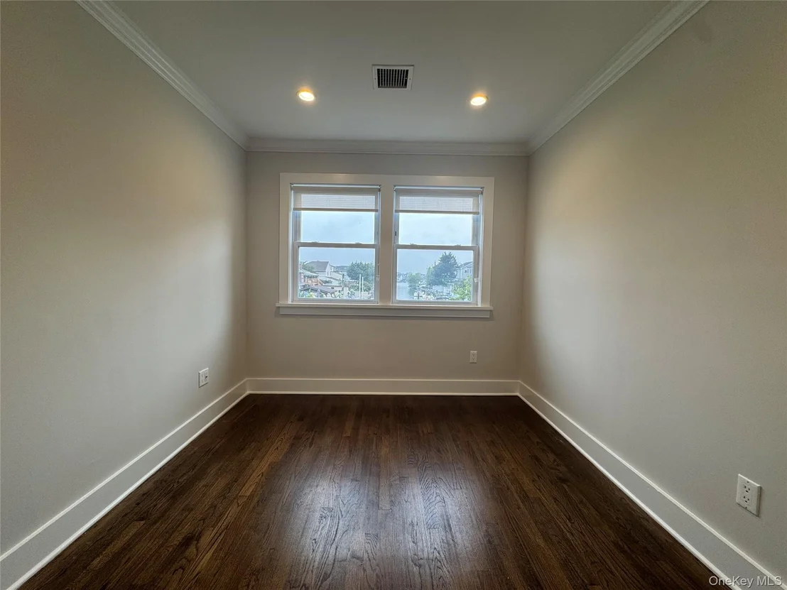 Photo of 3215 Eastern Parkway