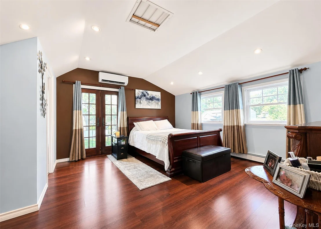 Photo of 30 Hackberry Lane