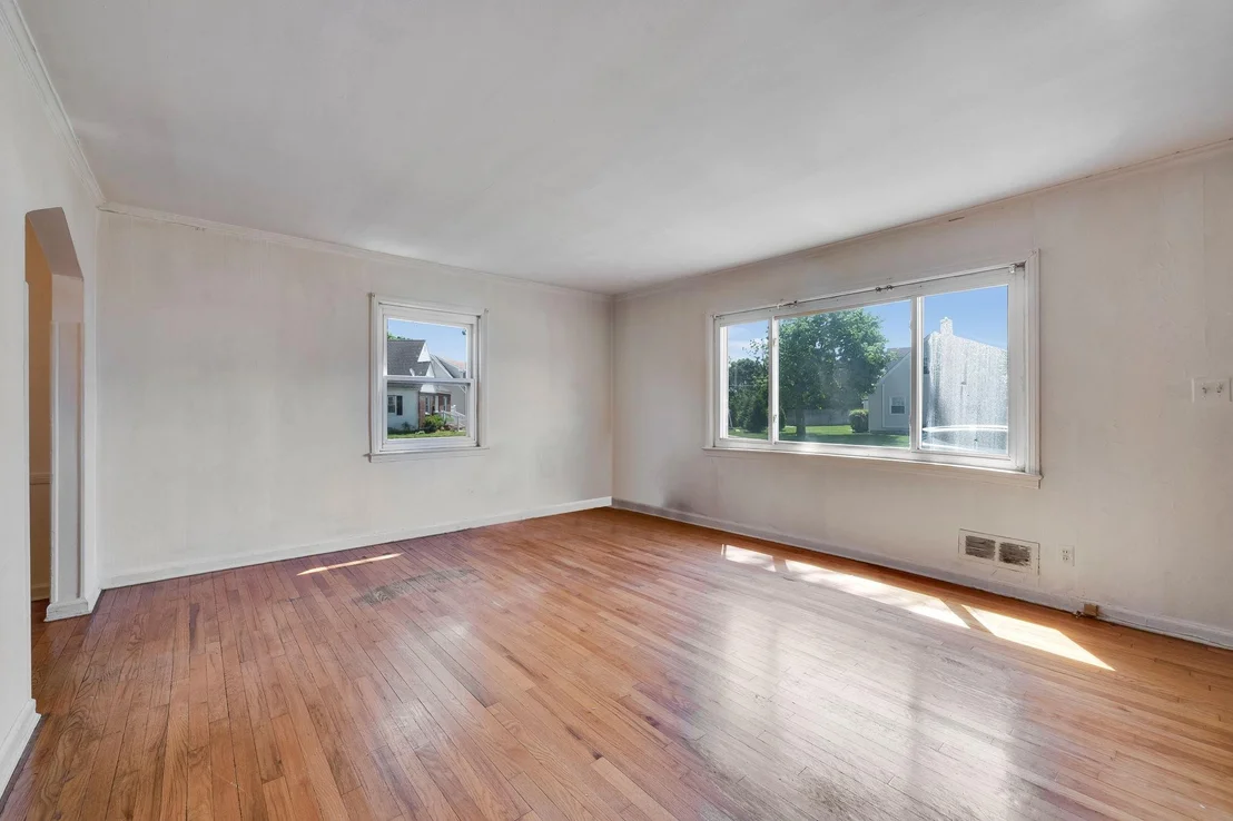 Photo of 33 Gables Drive