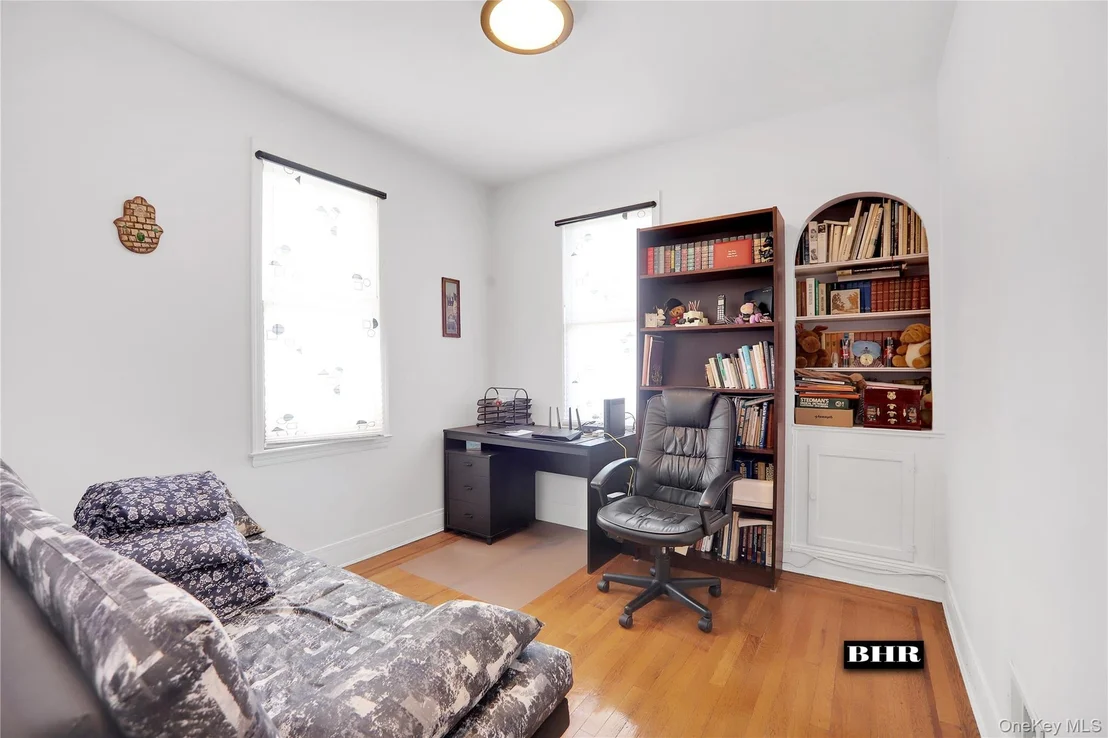 Photo of 272 Exeter Street