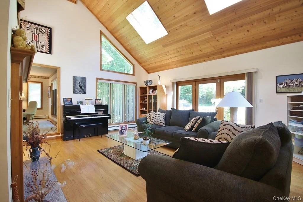 Photo of 356 Cedar Hill Road