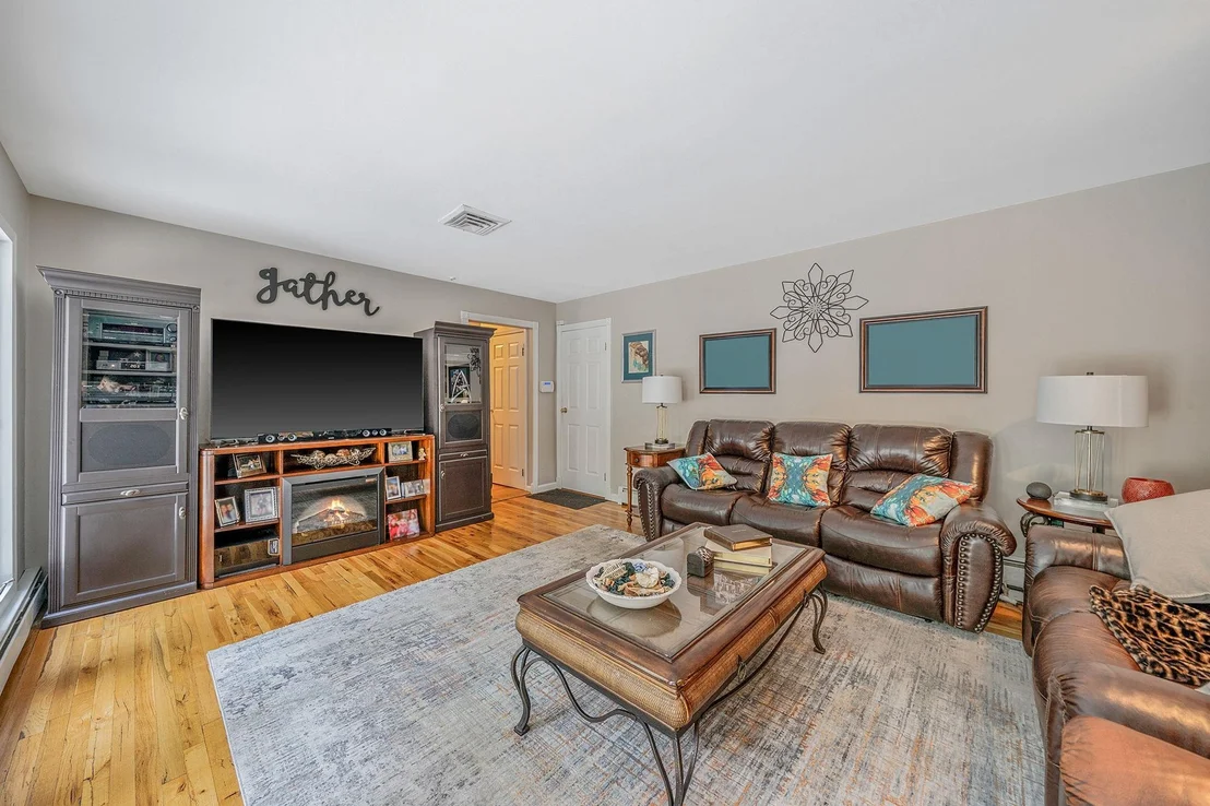 Photo of 59 Lindron Avenue