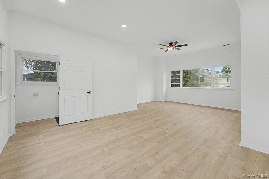 Photo of 6 Regal Lane
