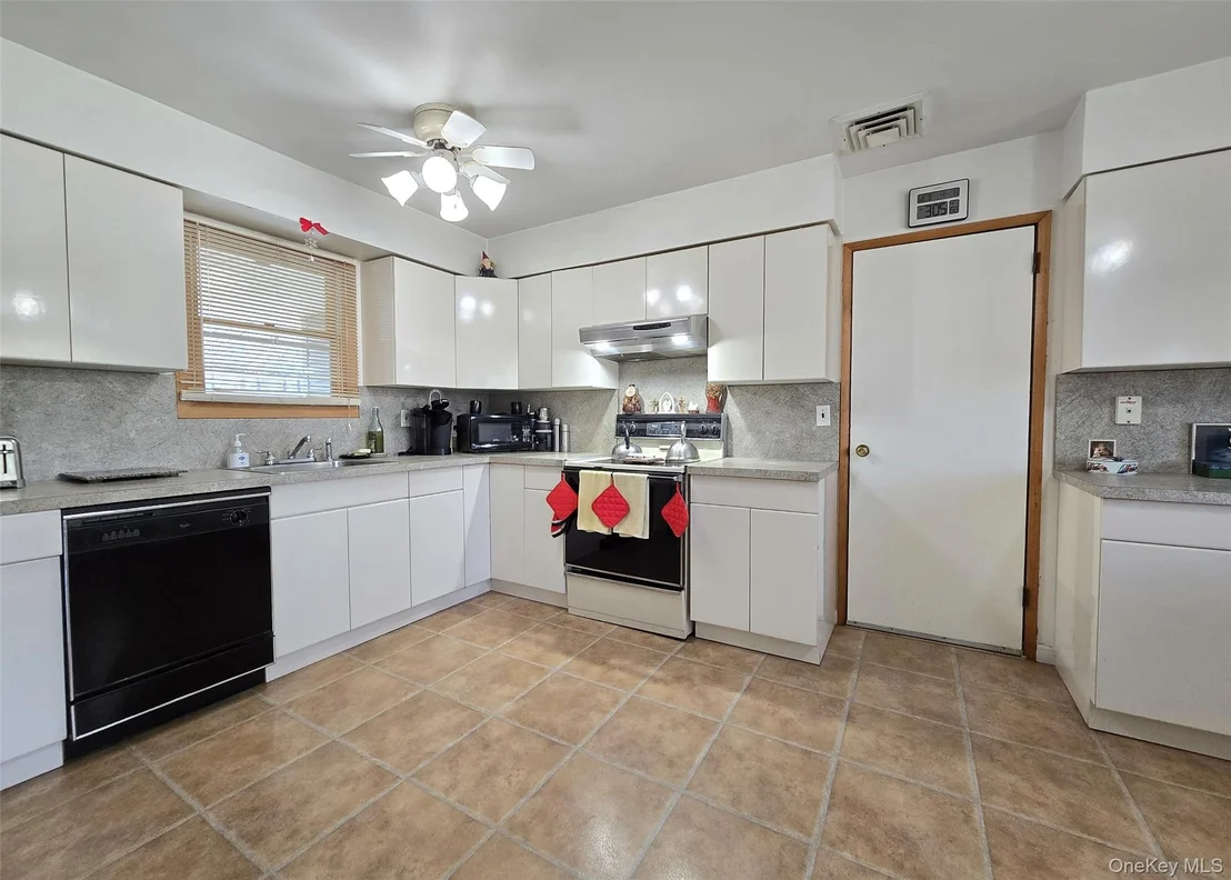 Photo of 7 Clair Avenue