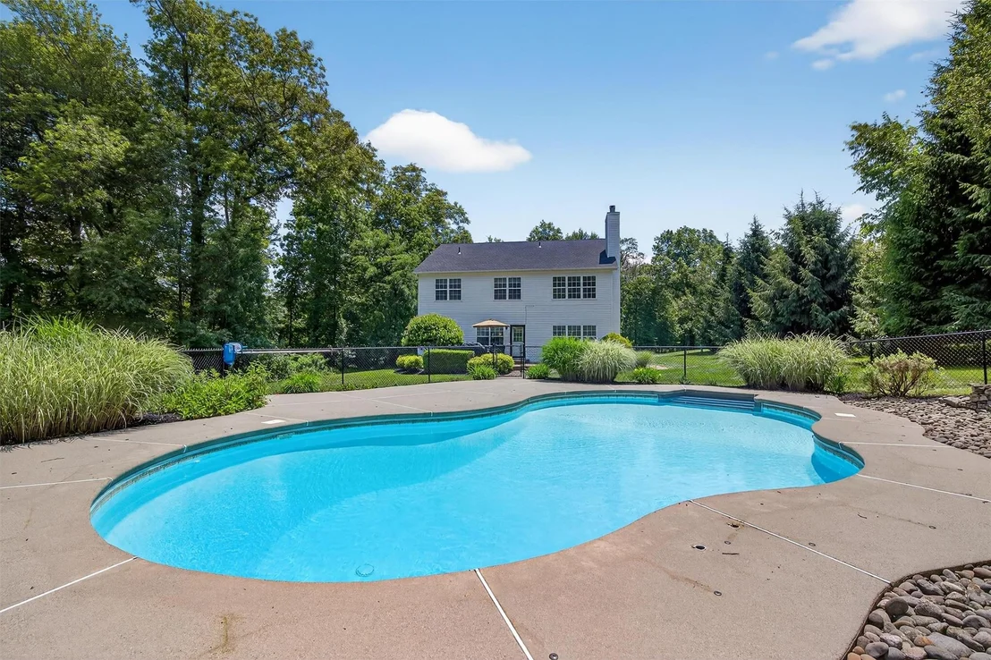 Photo of 85 Decker Drive