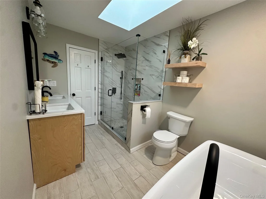 Photo of 44 Roe Avenue