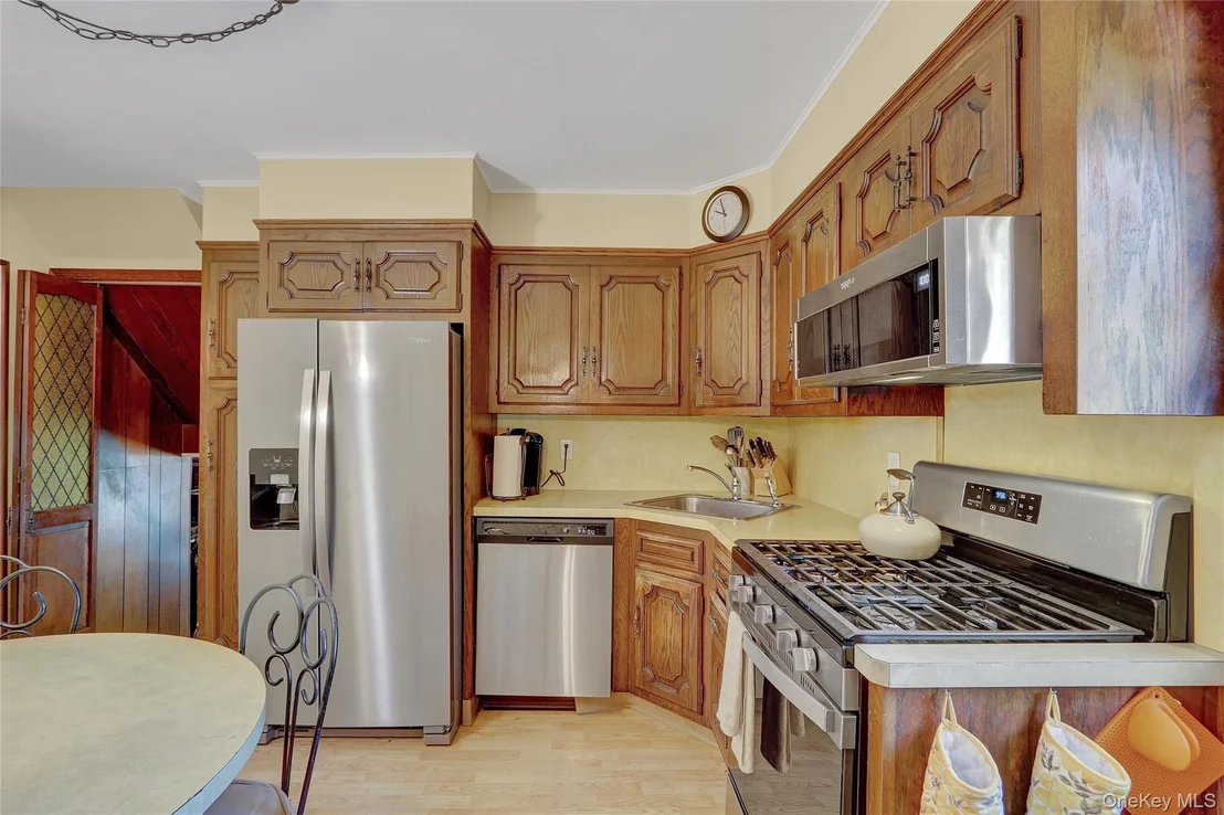 Photo of 60 Elizabeth Drive