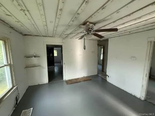 Photo of 23 Travis Ave