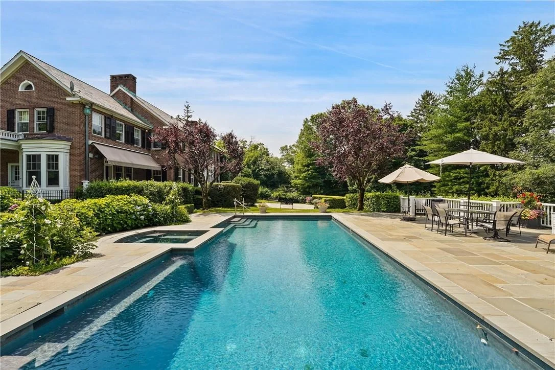 Photo of 55 Hillside Road