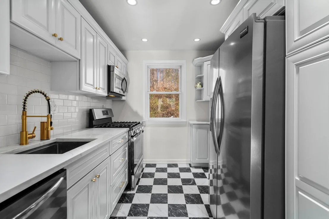 Photo of Unit D at 55 Avon Circle
