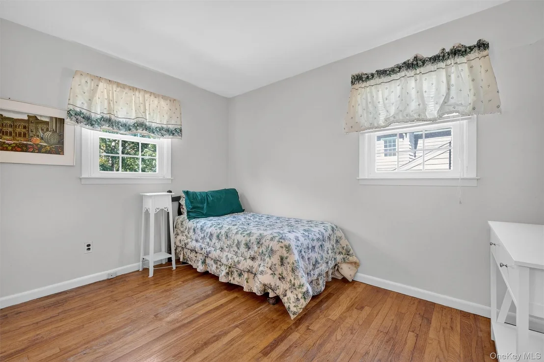 Photo of 24 Beverly Road
