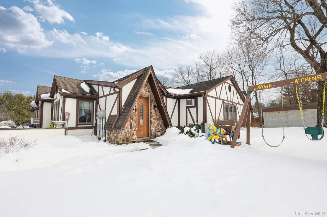 Photo of 4 Lambros Drive