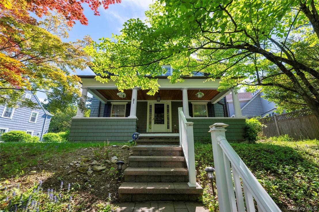 Photo of 21 Barnard Avenue