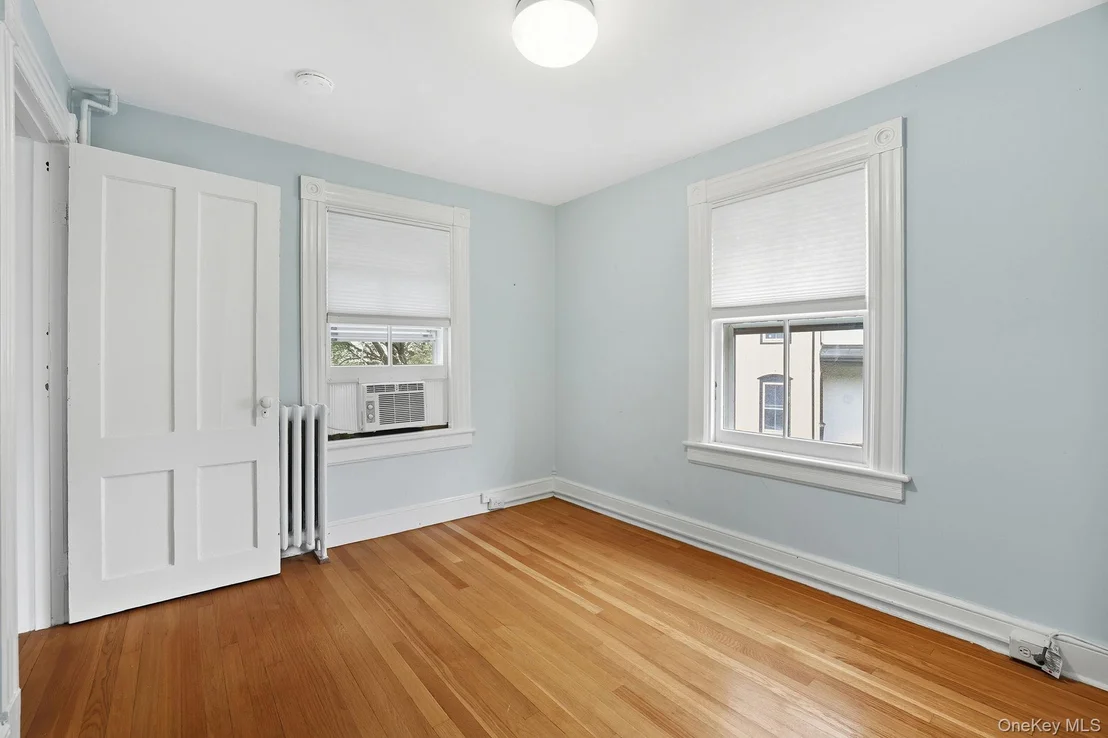 Photo of 95 Edgemont Road