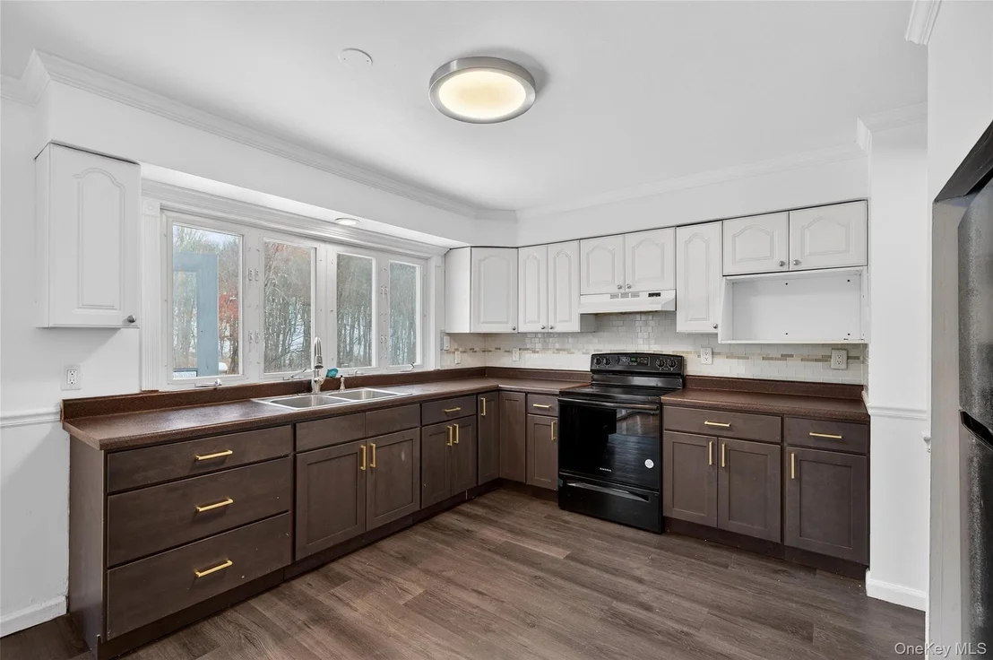Photo of 64 Bayberry Drive