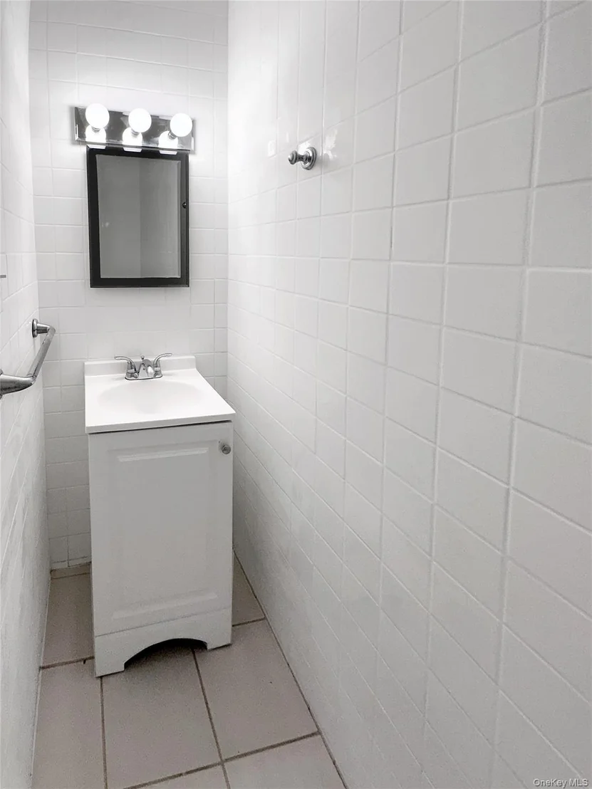 Photo of 7 Carnaby Avenue