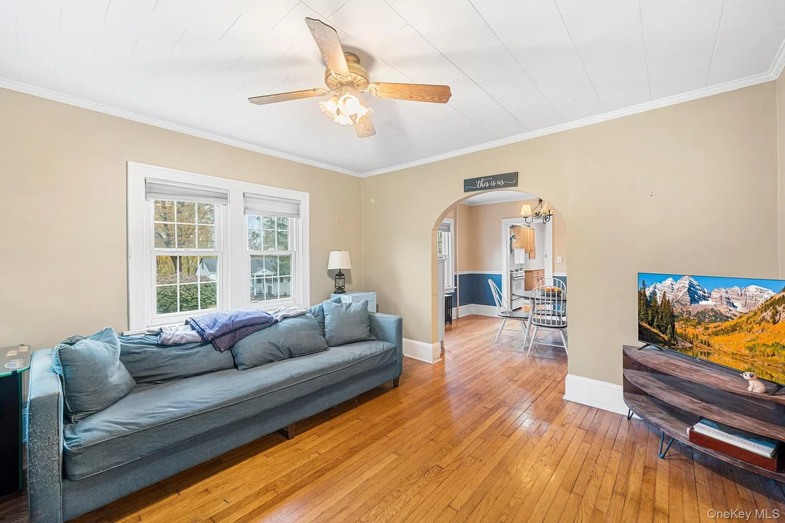 Photo of 8 Raymond Drive