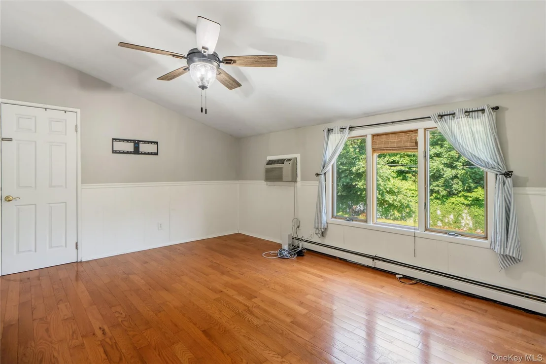 Photo of 21 Hackberry Lane