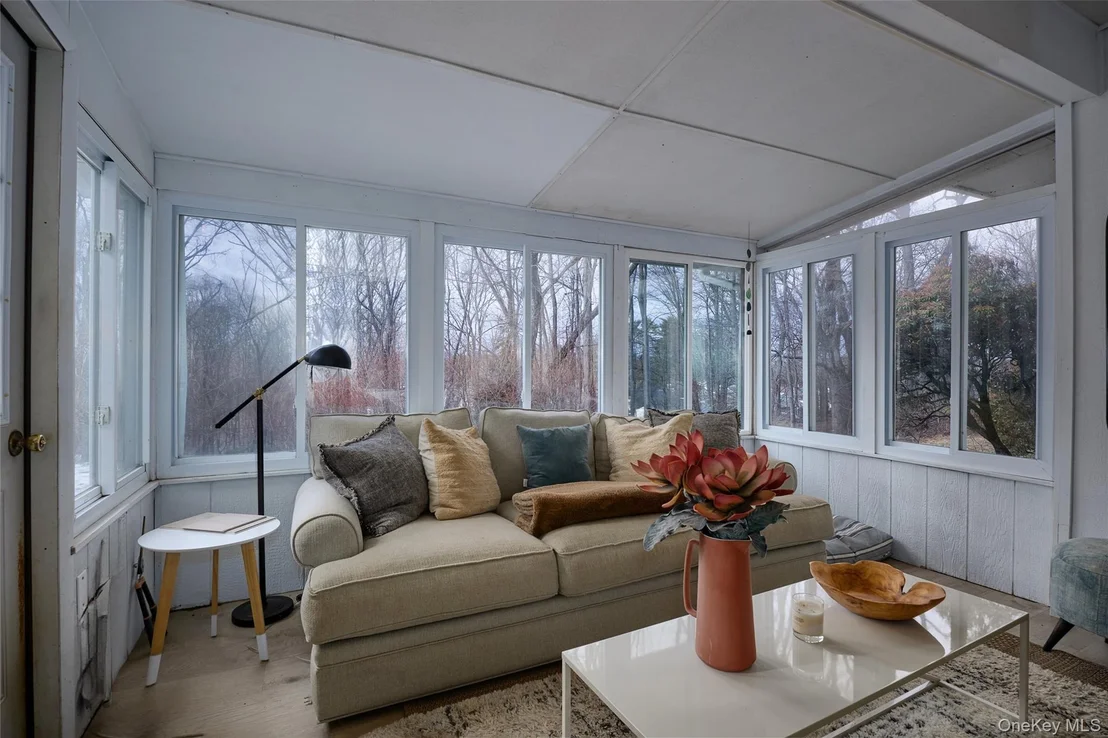 Photo of 90 Cedar Avenue