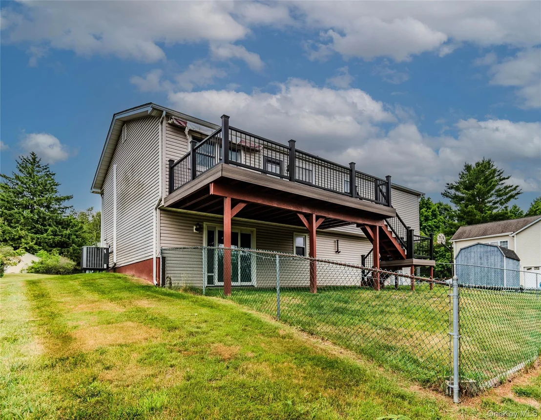 Photo of 6 Bates Circle