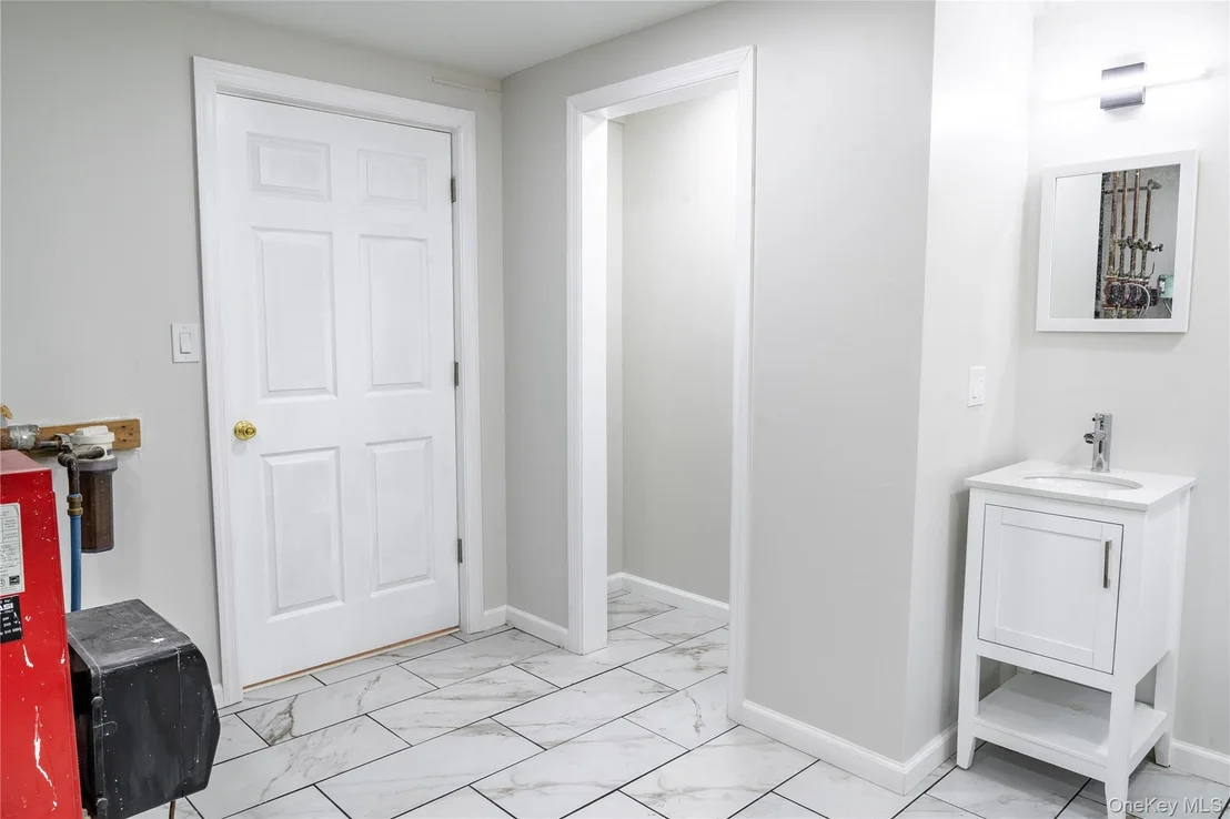 Photo of 376 Wade Road
