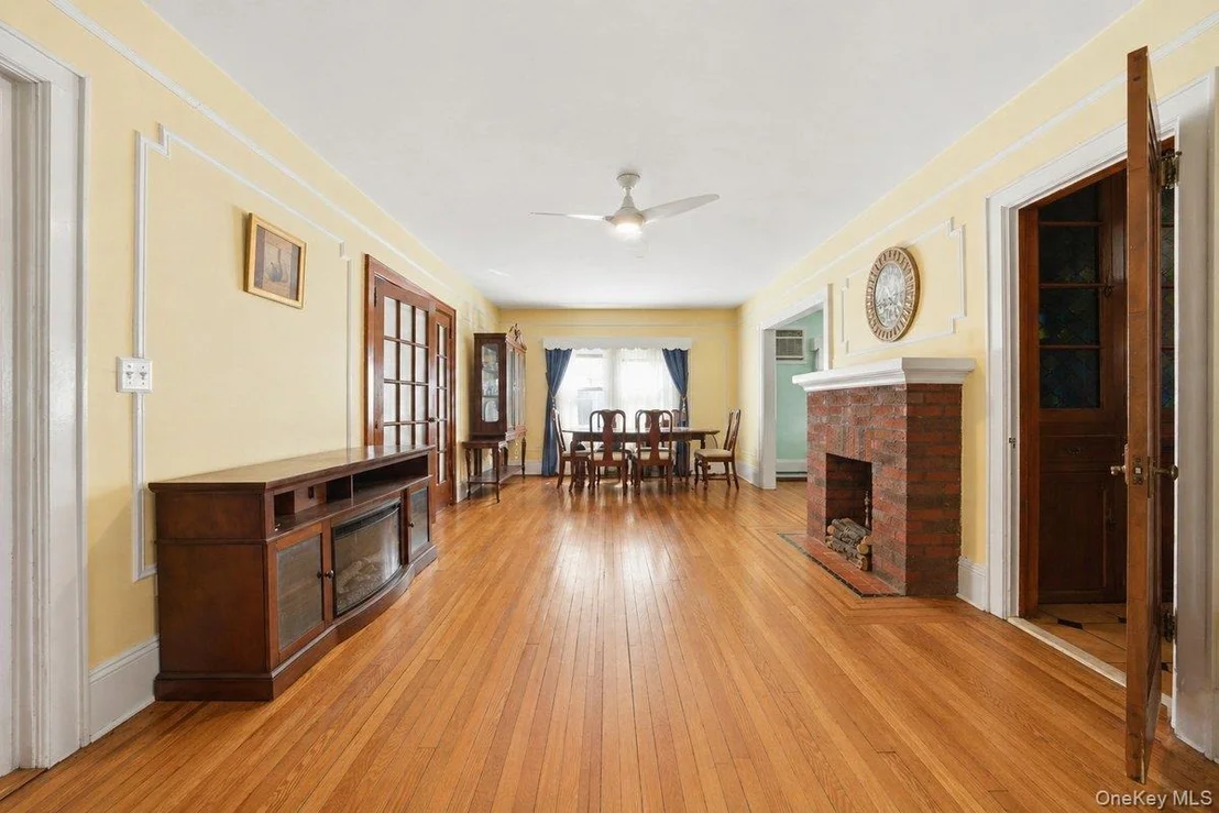 Photo of 7 Byron Avenue