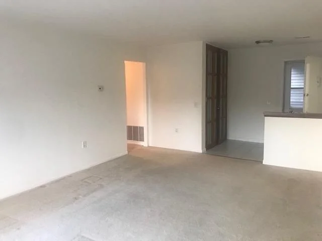 Photo of Unit F at 901 Commons Way