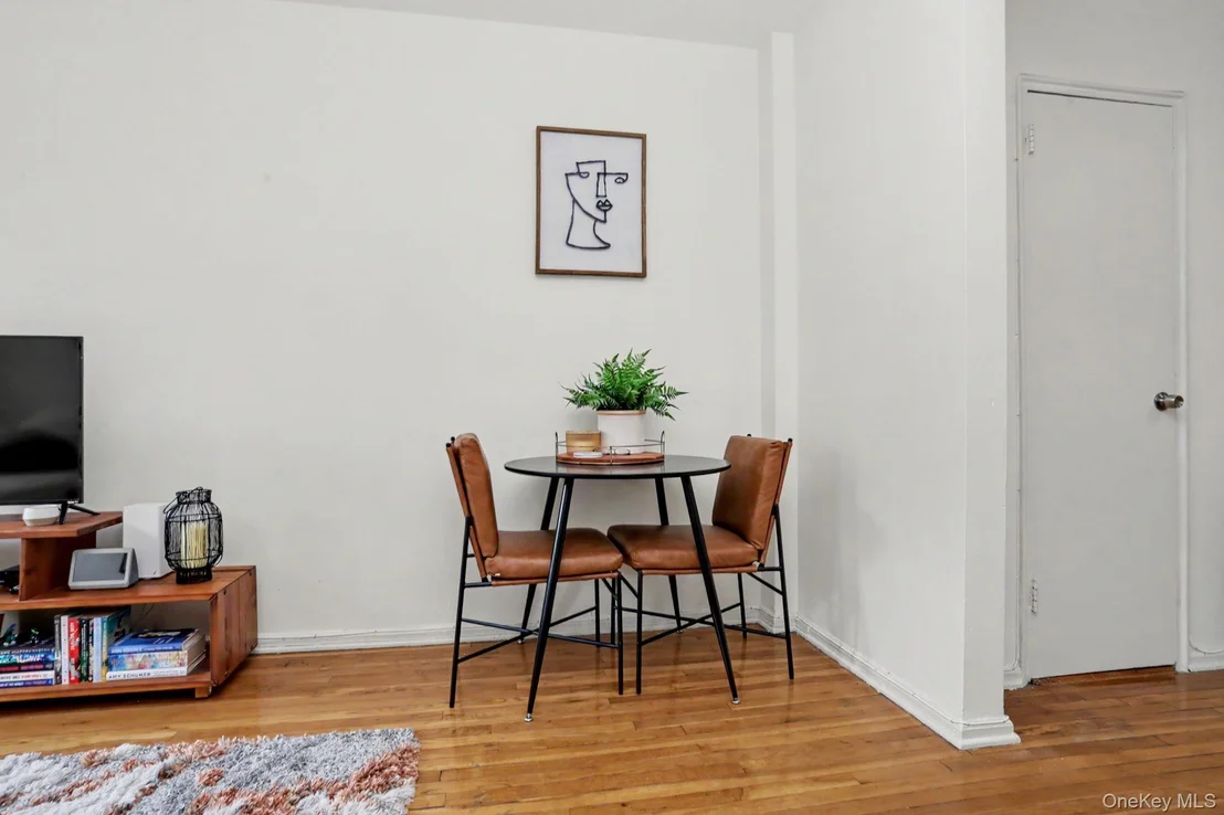 Photo of Unit B47 at 776 Bronx River
