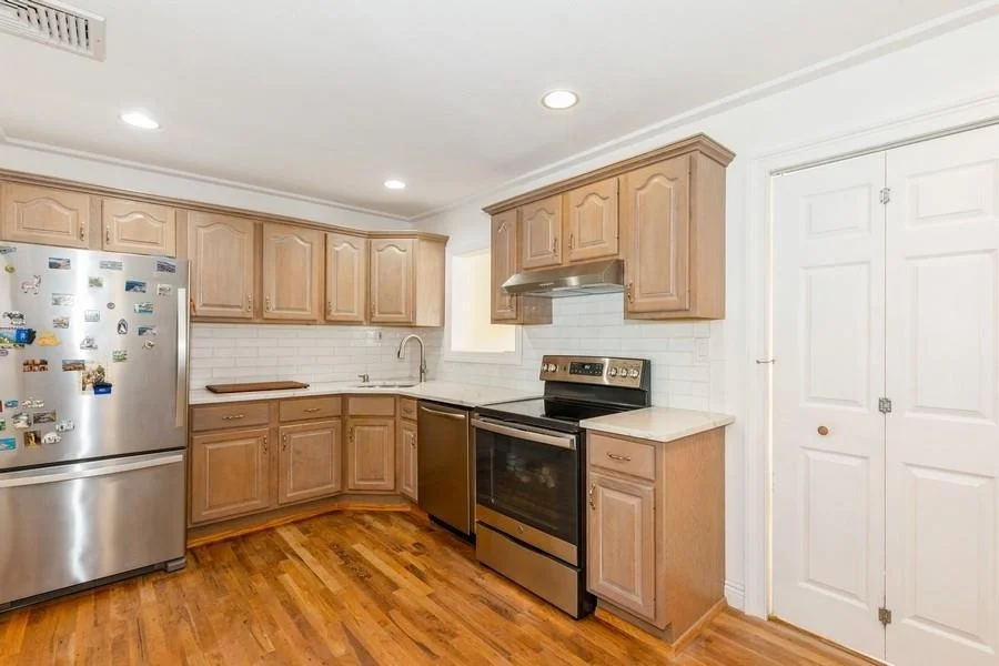 Photo of 118 Pine Neck Avenue