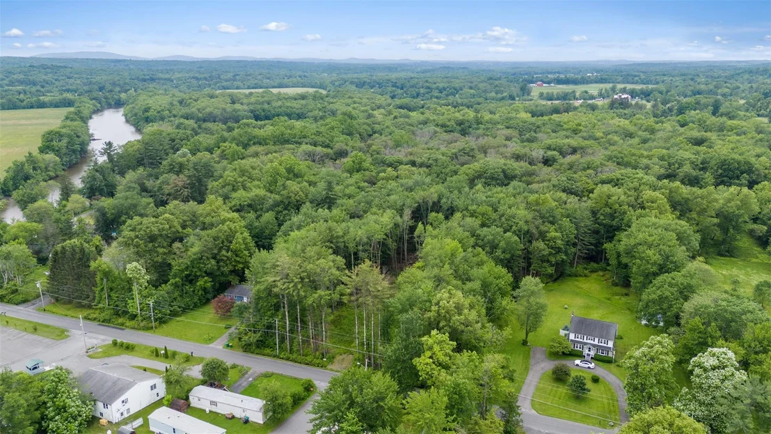 Photo of River Rd