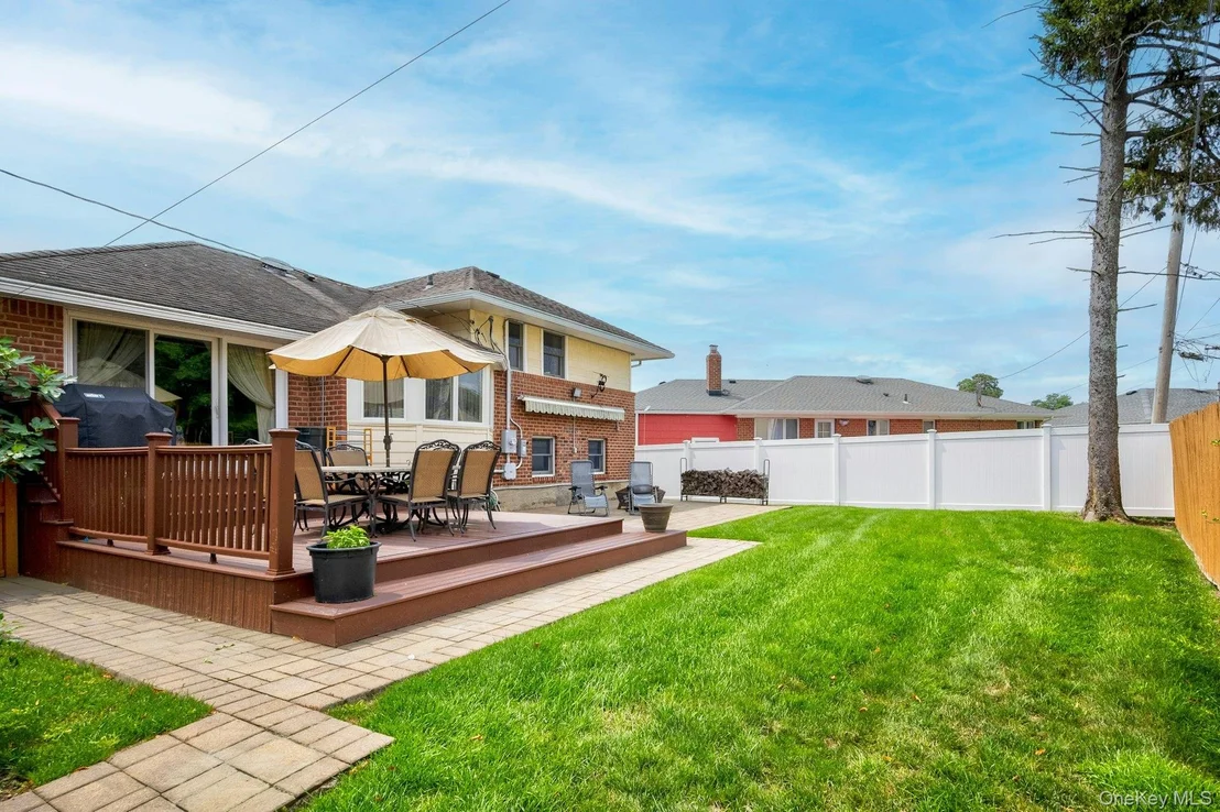 Photo of 3895 Green Place