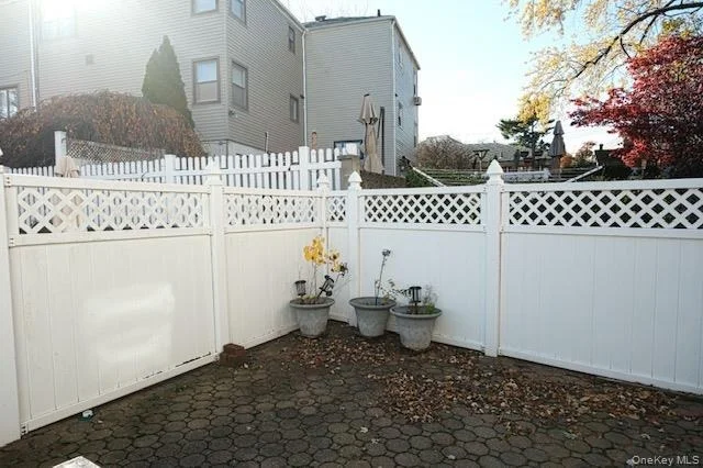 Photo of 2816 Collis Place