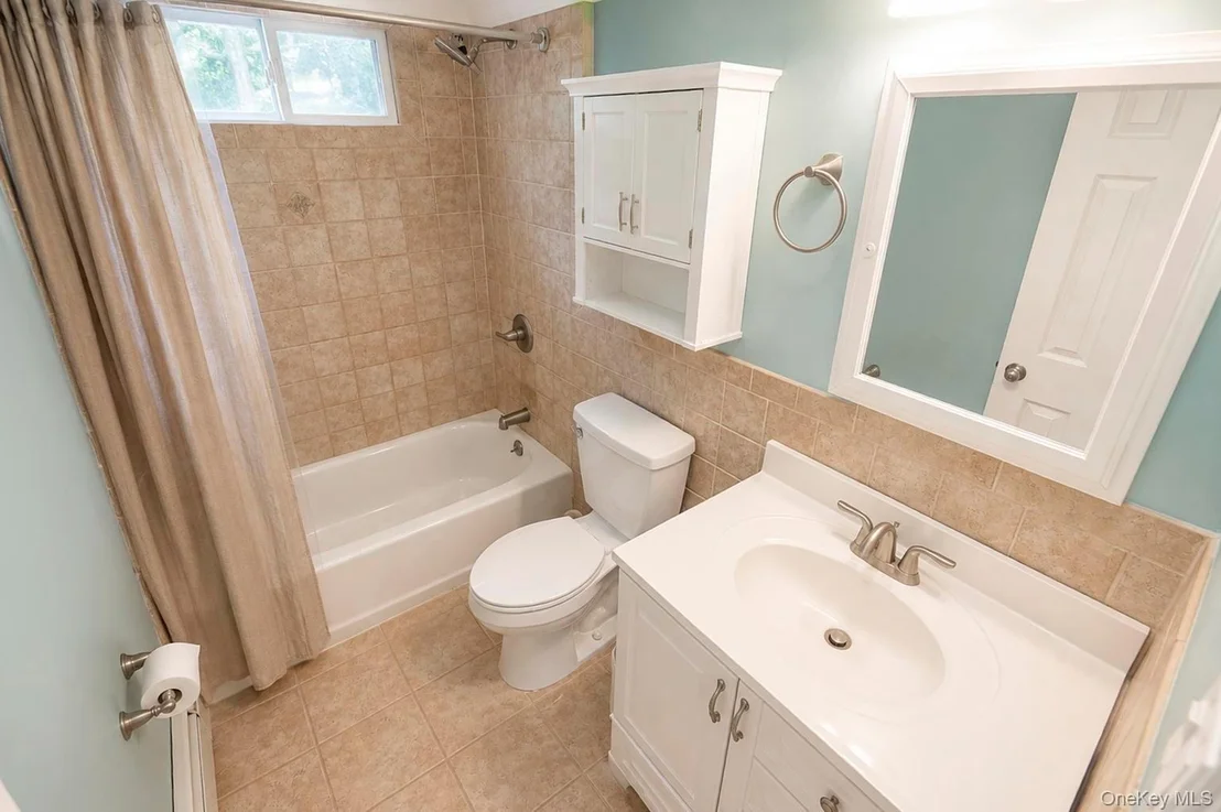 Photo of 70 Mohawk Drive