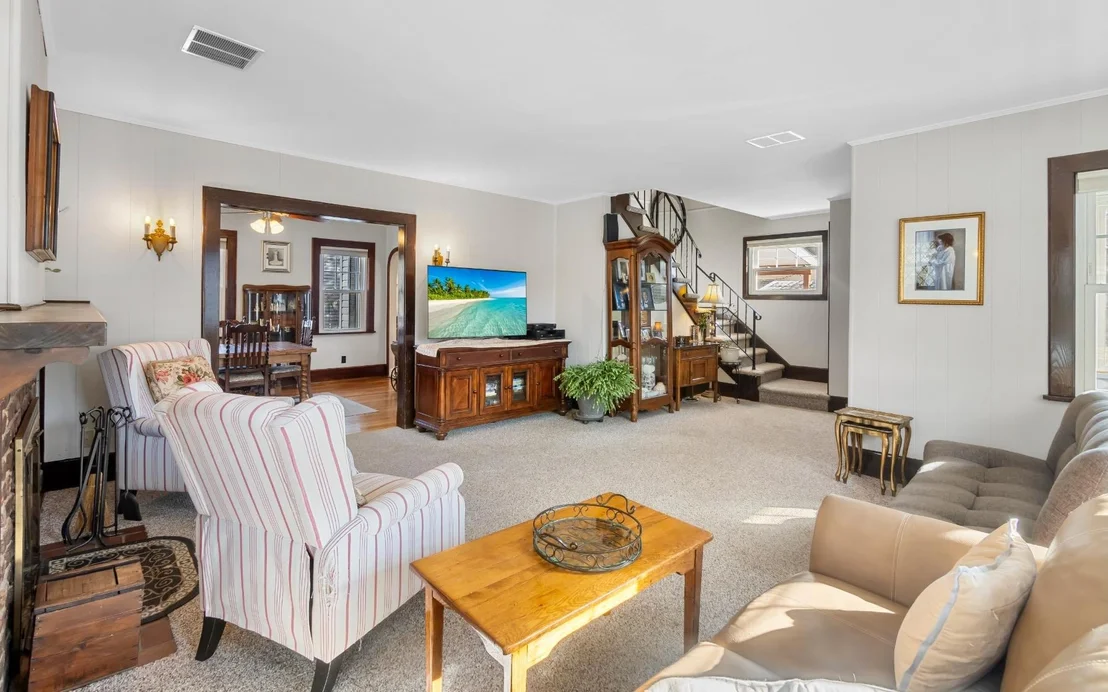 Photo of 2 Chadick Place